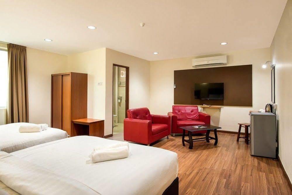มาย โฮเต็ล บูกิต เมอร์ตาแจม Hotel บูกิต เมอร์ตาจัม ภายนอก รูปภาพ